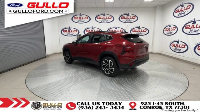 Used 2024 Chevrolet Trax RS w/ Sunroof Package FWD image 6