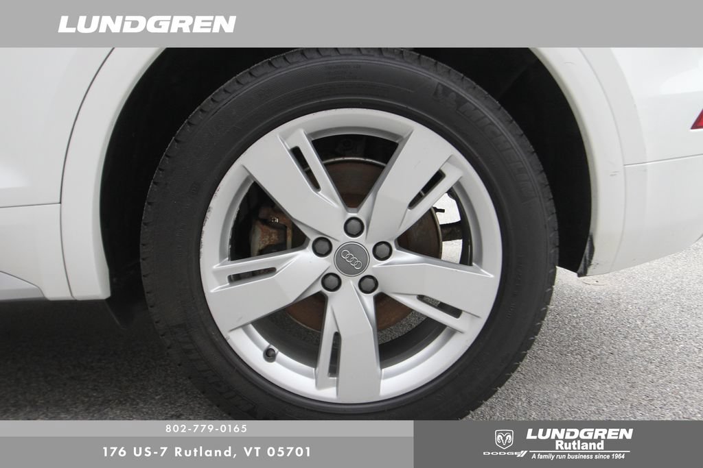 Used 2018 Audi Q5 Premium AWD/4WD image 13