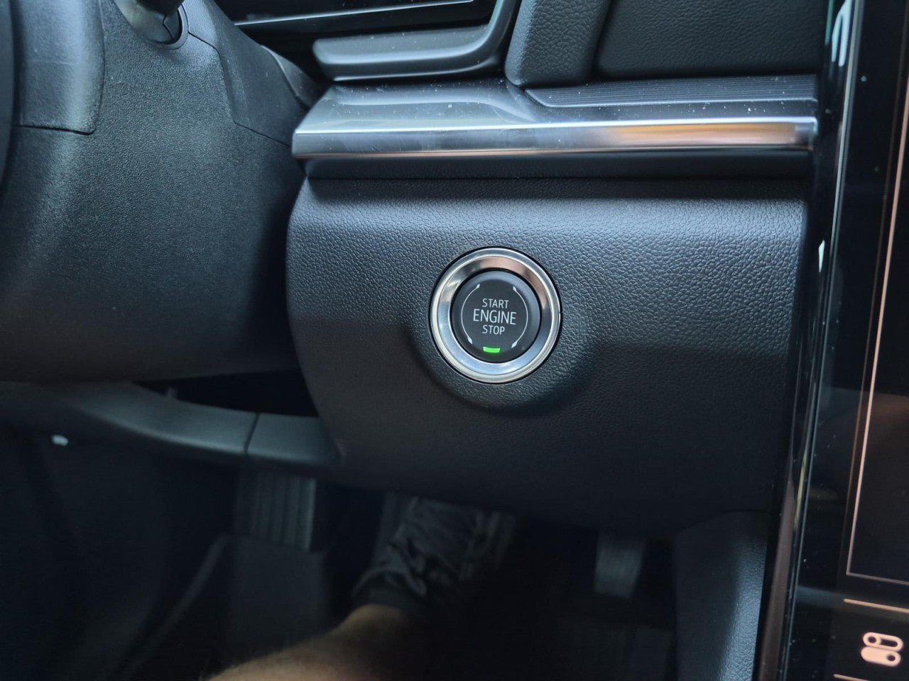 New 2027 GMC Terrain Elevation w/ Black Edition FWD image 14
