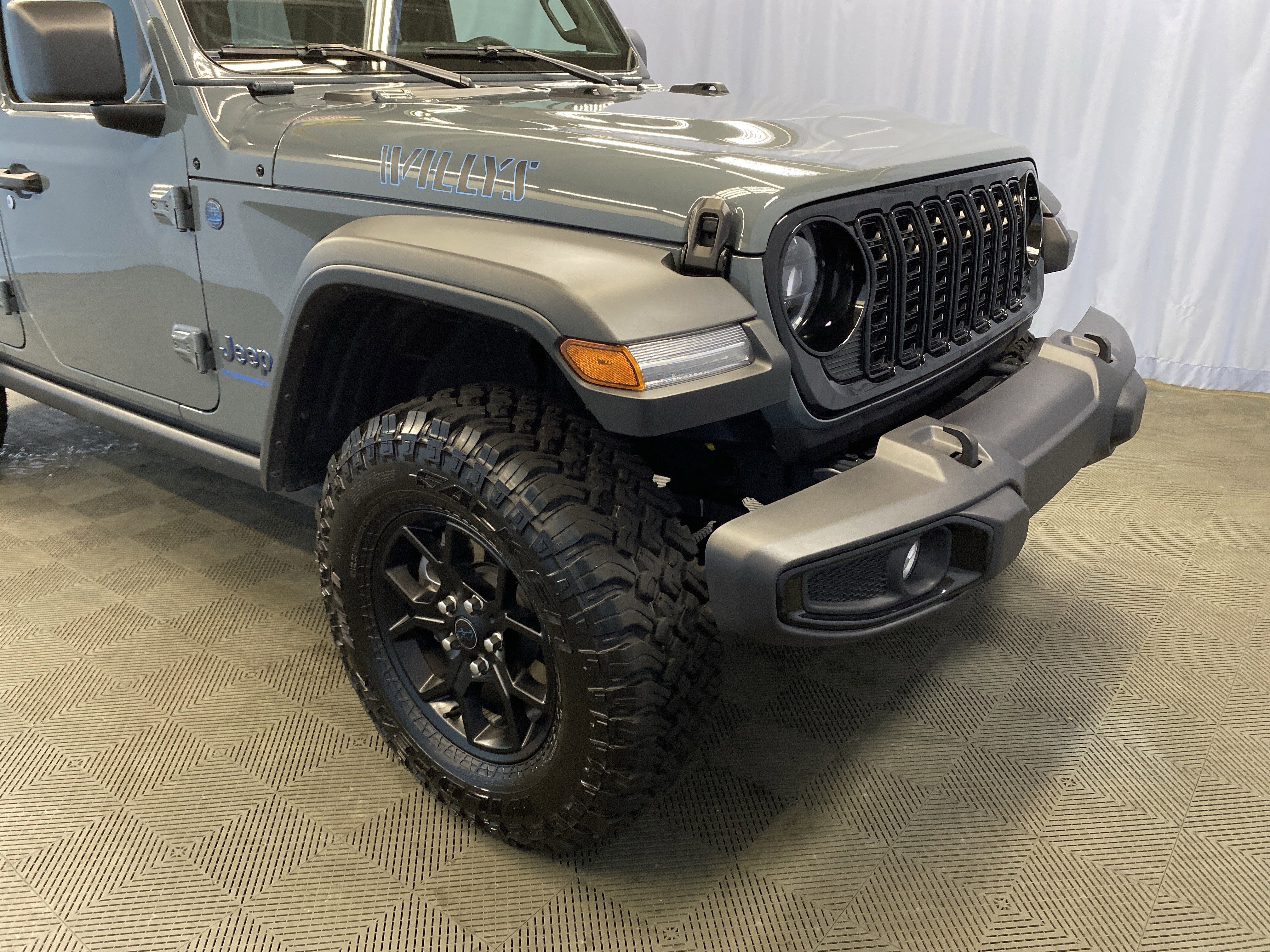 Certified 2025 Jeep Wrangler Willys image 48