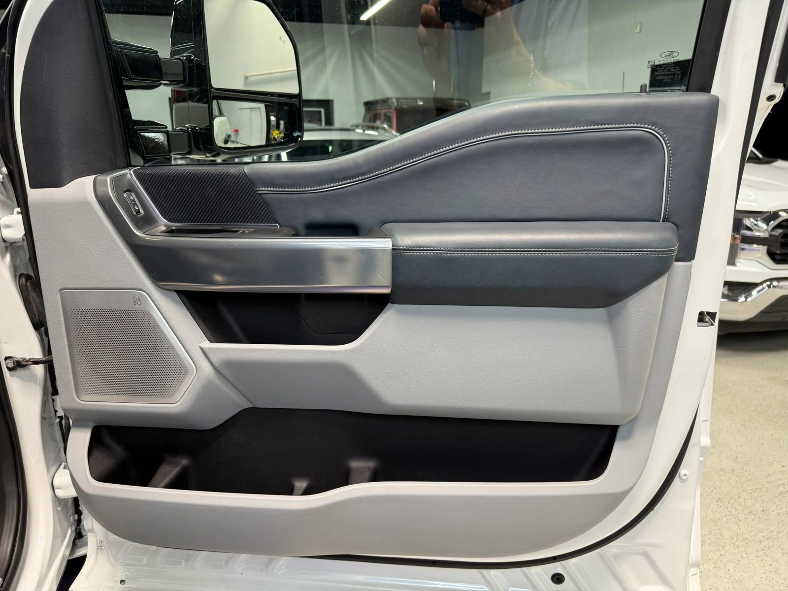 Used 2024 Ford F450 Limited w/ FX4 Off-Road Package image 88