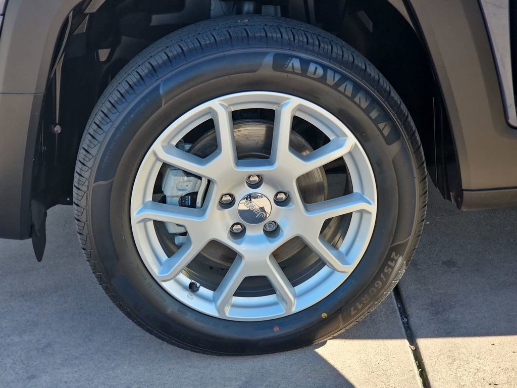 Used 2021 Jeep Renegade Sport w/ Sport Appearance Group image 34