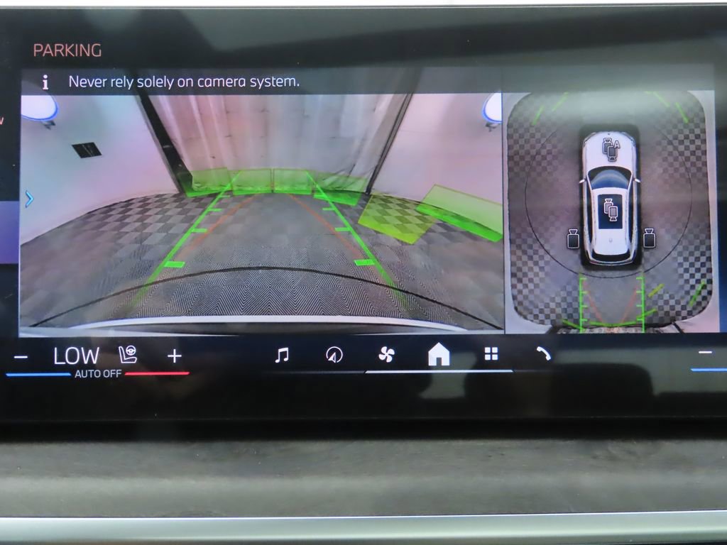 New 2026 BMW X5 xDrive40i w/ Premium Package image 16