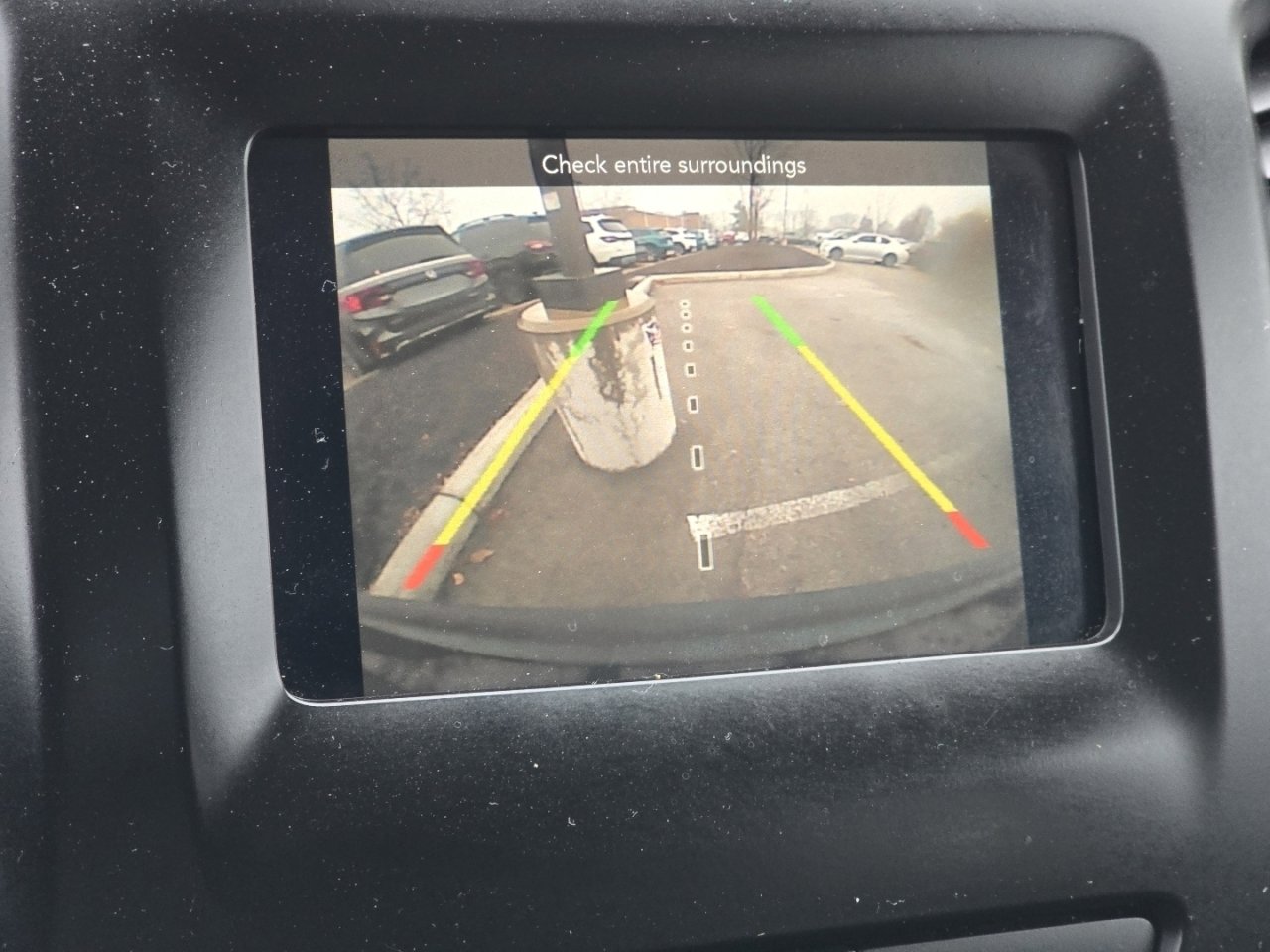 Used 2019 Jeep Cherokee Latitude Plus image 16