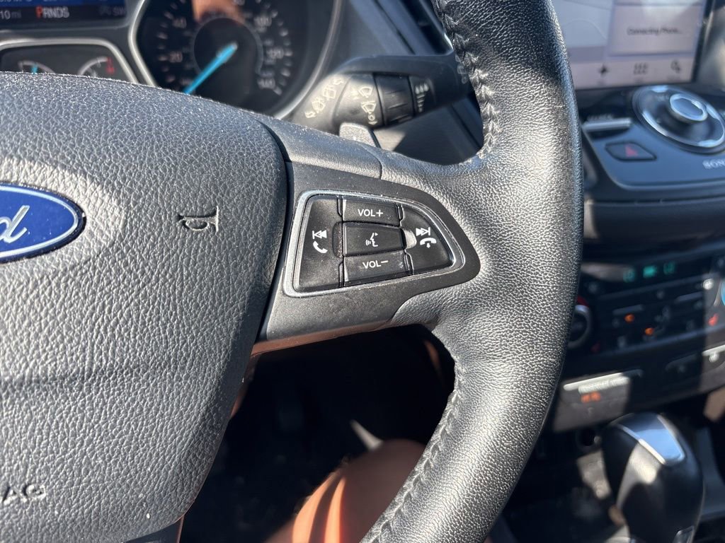 Used 2017 Ford Escape Titanium FWD image 22