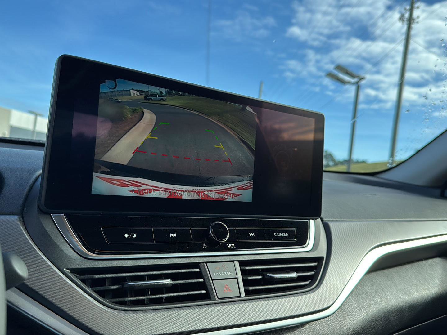 New 2026 Nissan Altima 2.5 SR w/ SR Midnight Edition Package image 22