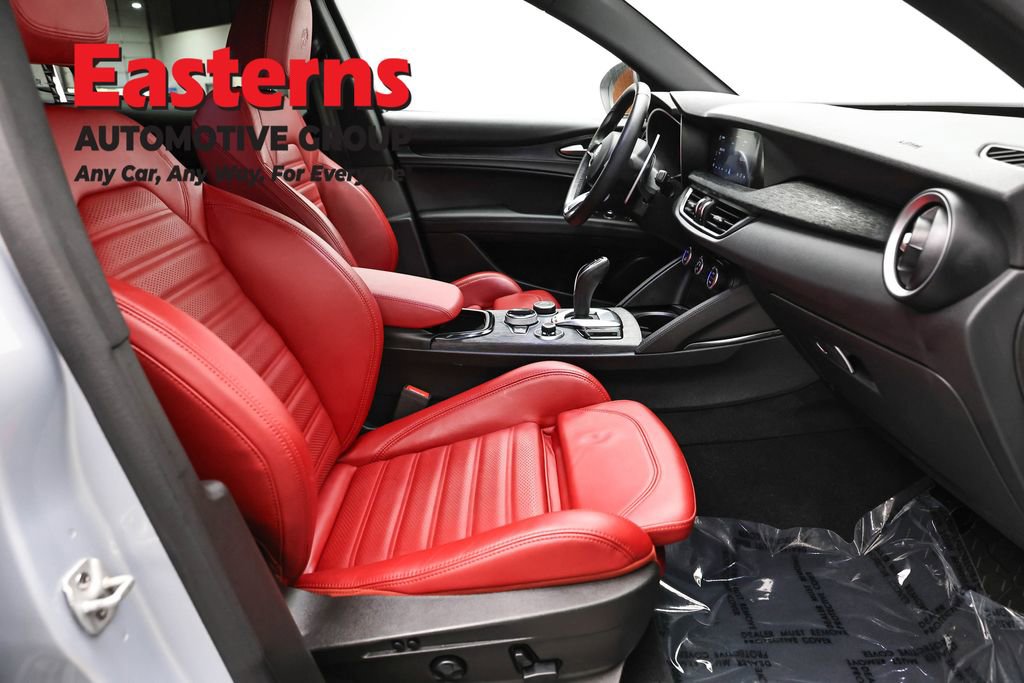 Used 2024 Alfa Romeo Stelvio Sprint AWD/4WD image 26