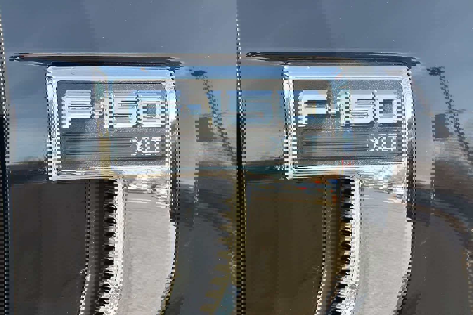 Used 2024 Ford F150 XLT w/ Mobile Office Package image 12