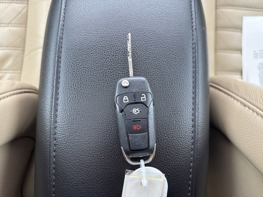 Used 2014 Ford Fusion SE w/ Equipment Group 202A image 26