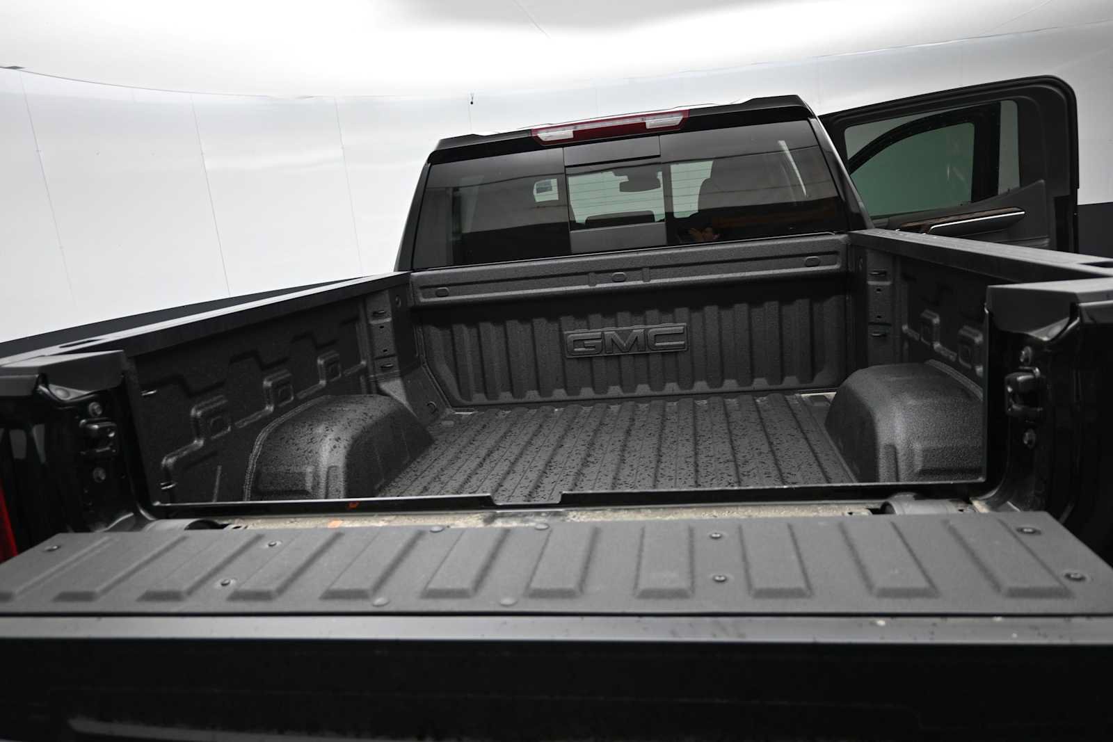 New 2026 GMC Sierra 1500 SLT w/ SLT Premium Package AWD/4WD image 13