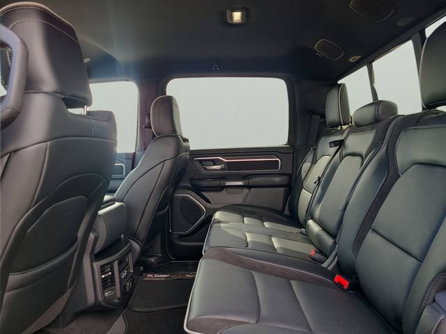 Used 2025 RAM 1500 Laramie AWD/4WD image 10