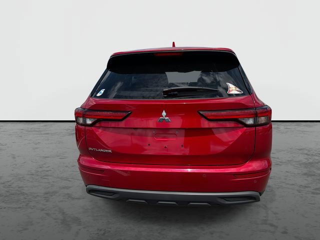 Used 2023 Mitsubishi Outlander ES FWD image 27