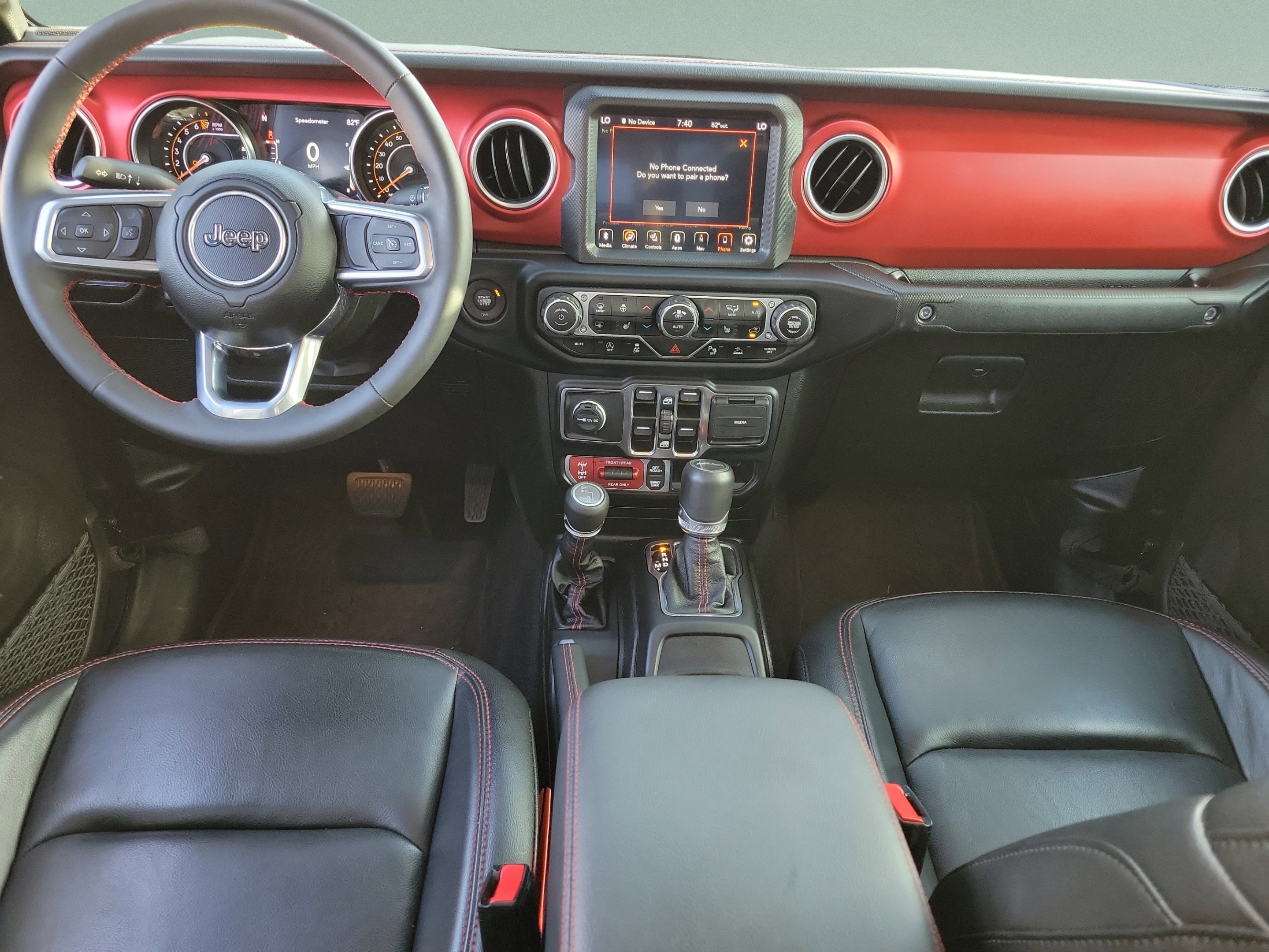 Used 2023 Jeep Gladiator Rubicon w/ LED Lighting Group AWD/4WD image 9