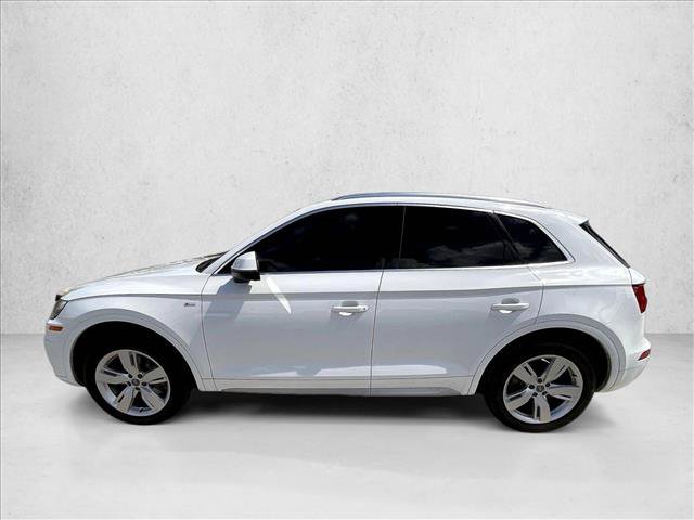 Used 2019 Audi Q5 2.0T Premium w/ Convenience Package AWD/4WD image 4