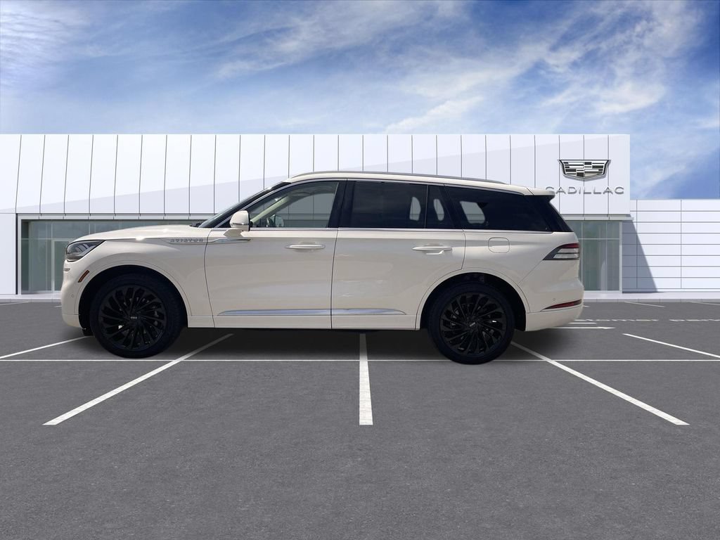 Used 2022 Lincoln Aviator Reserve w/ Equipment Group 201A AWD/4WD image 5