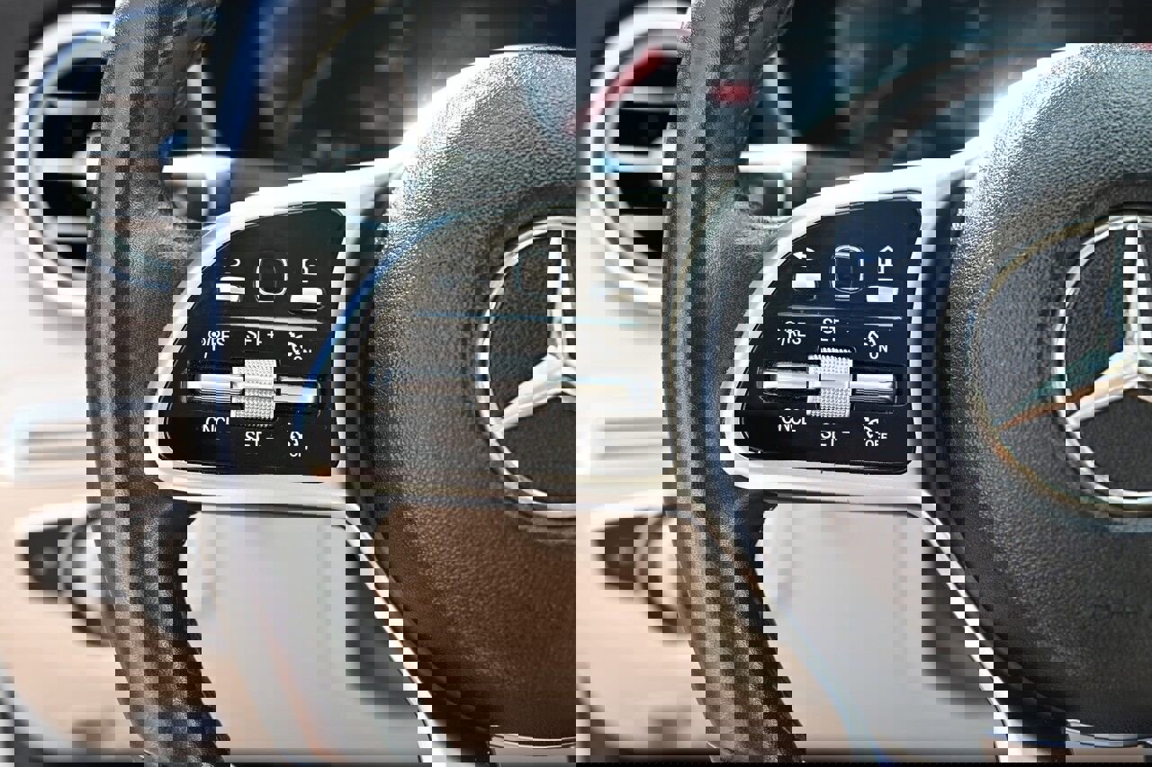 Used 2021 Mercedes-Benz C 300 Sedan w/ Premium Package image 20