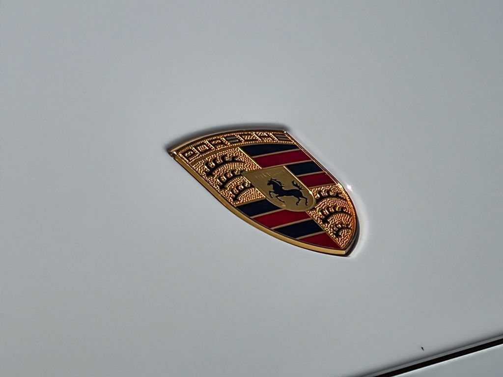 Used 2024 Porsche Cayenne AWD/4WD image 11