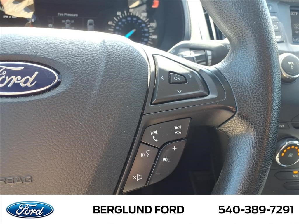 Used 2016 Ford Edge SE AWD/4WD image 33