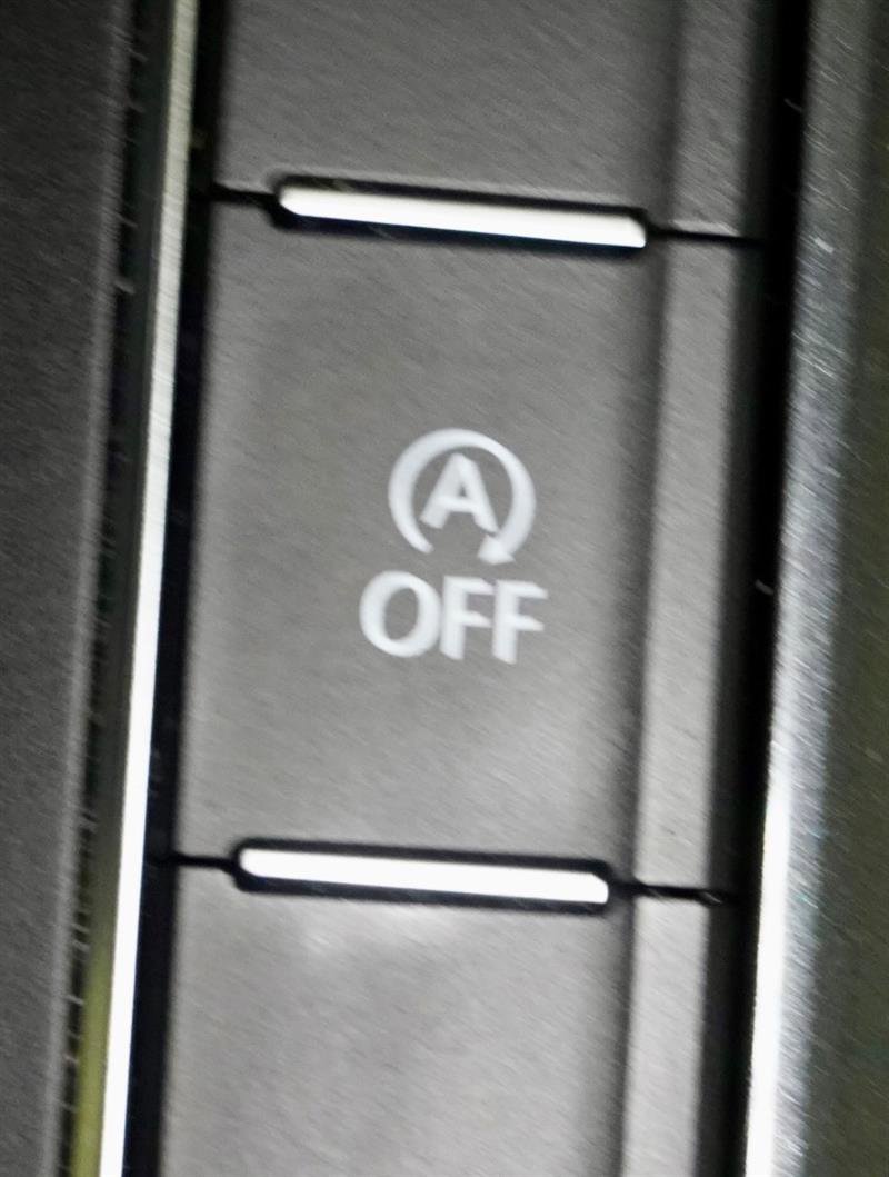 Used 2018 Volkswagen Tiguan SEL image 30