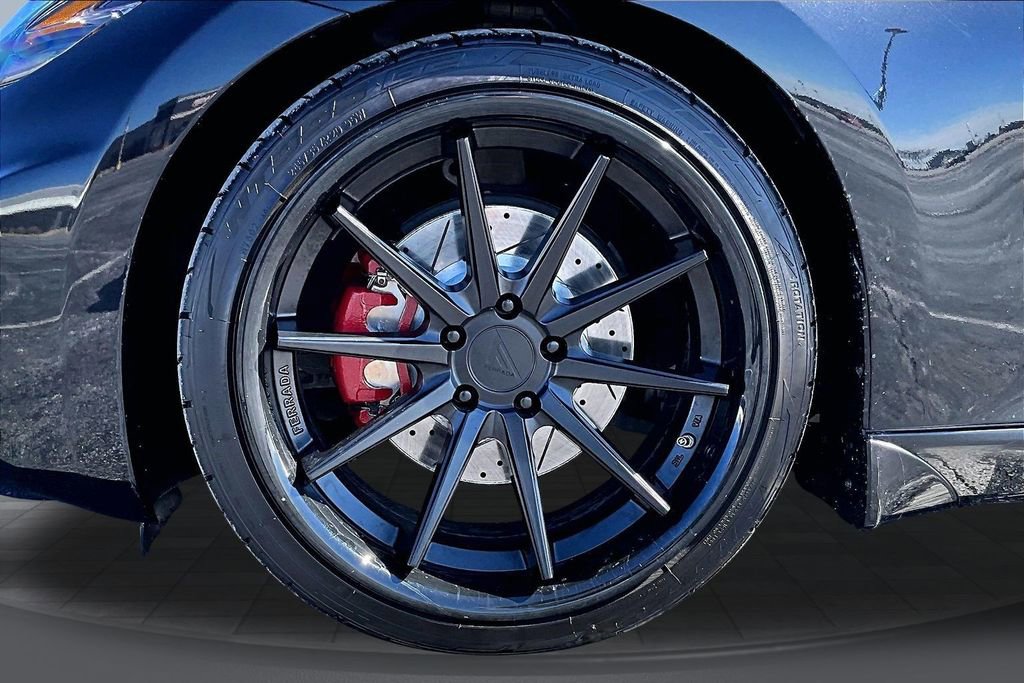 Used 2014 Nissan 370Z Touring image 9