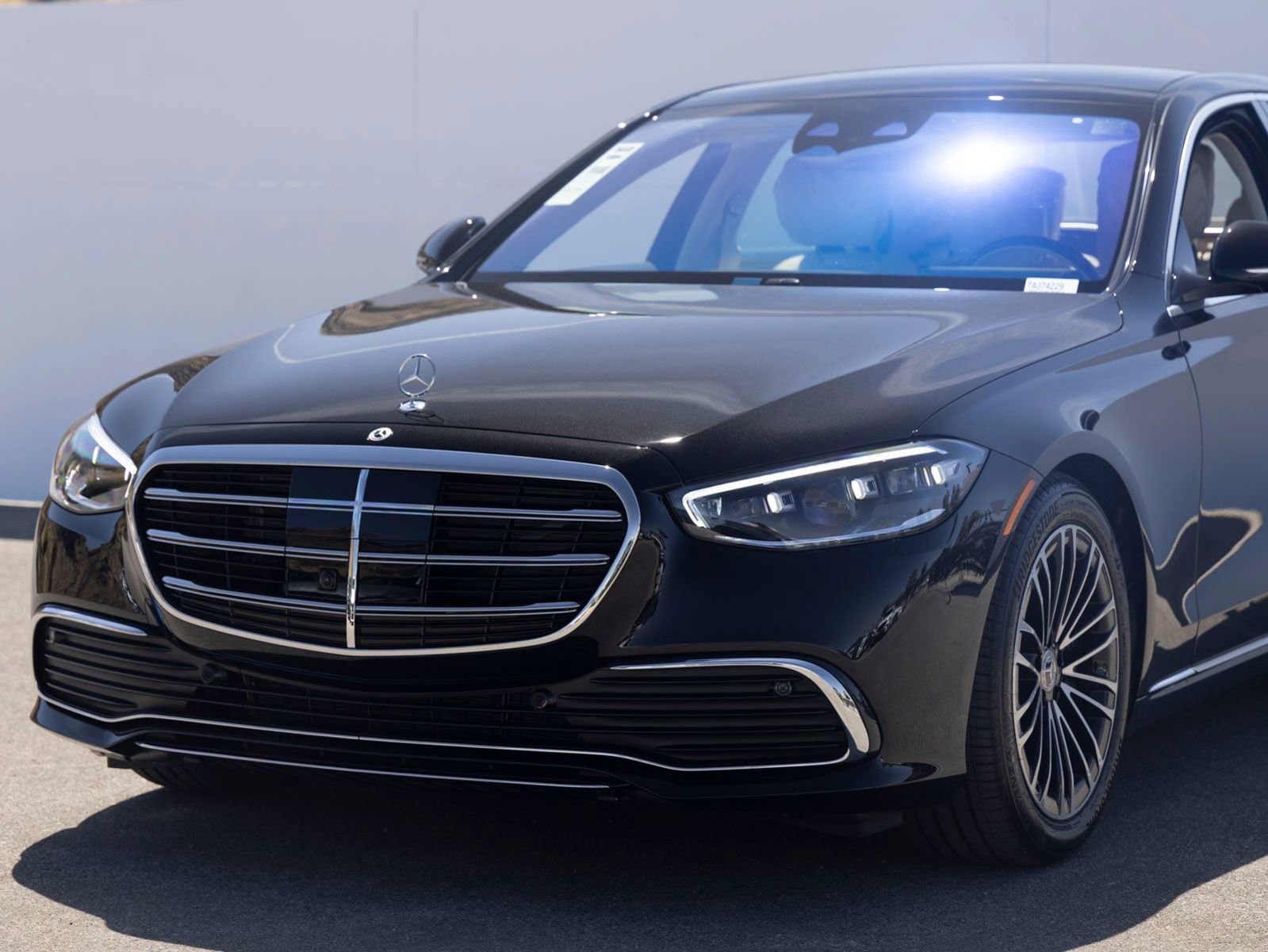 New 2026 Mercedes-Benz S 580e 4MATIC Sedan image 6