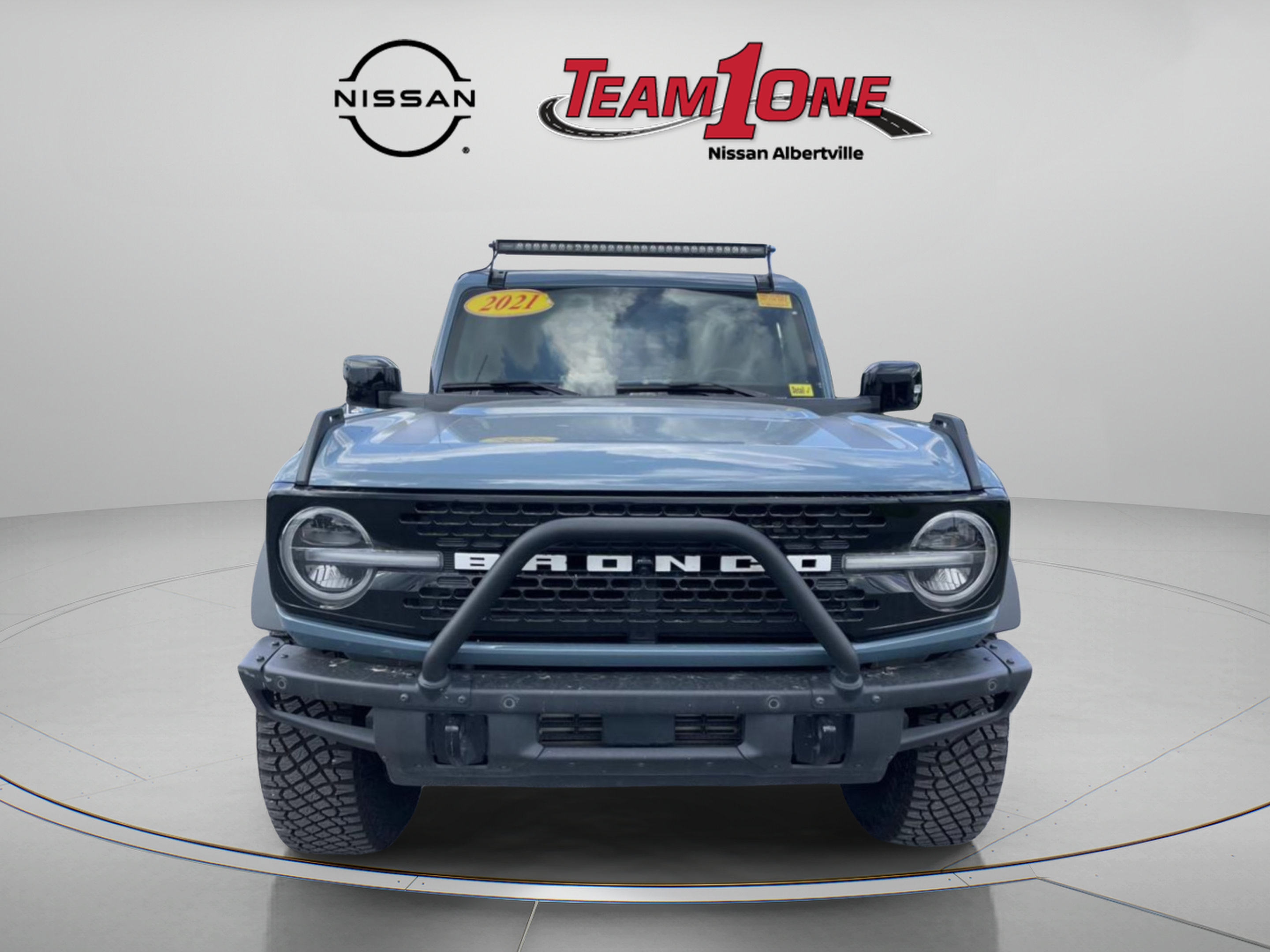 Used 2021 Ford Bronco First Edition AWD/4WD image 2