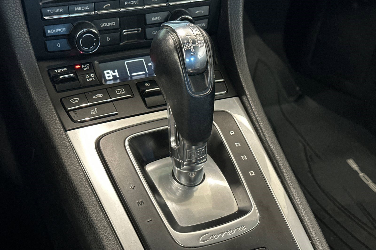 Used 2016 Porsche 911 Carrera image 22