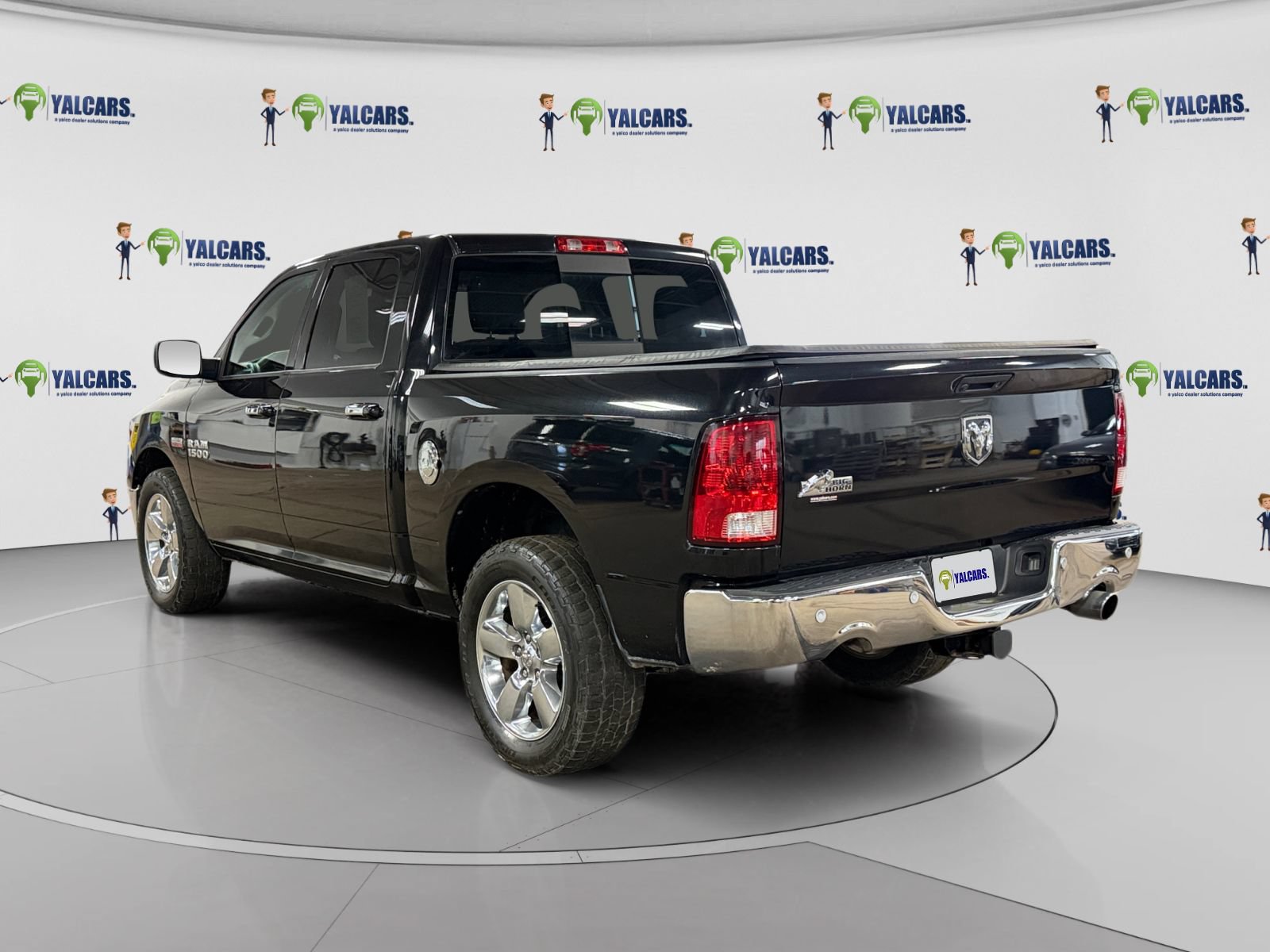 Used 2017 RAM 1500 Big Horn AWD/4WD image 3