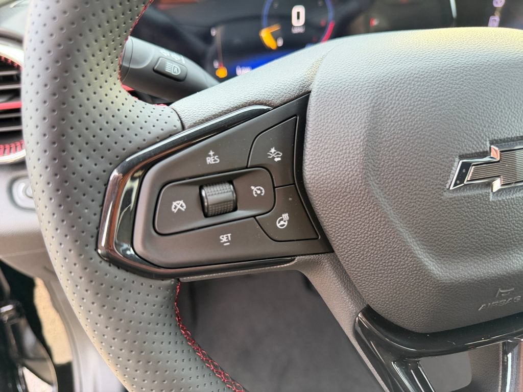 New 2026 Chevrolet Trax RS w/ Sunroof Package FWD image 15
