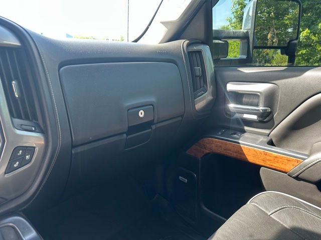 Used 2018 Chevrolet Silverado 2500 High Country w/ Duramax Plus Package AWD/4WD image 17