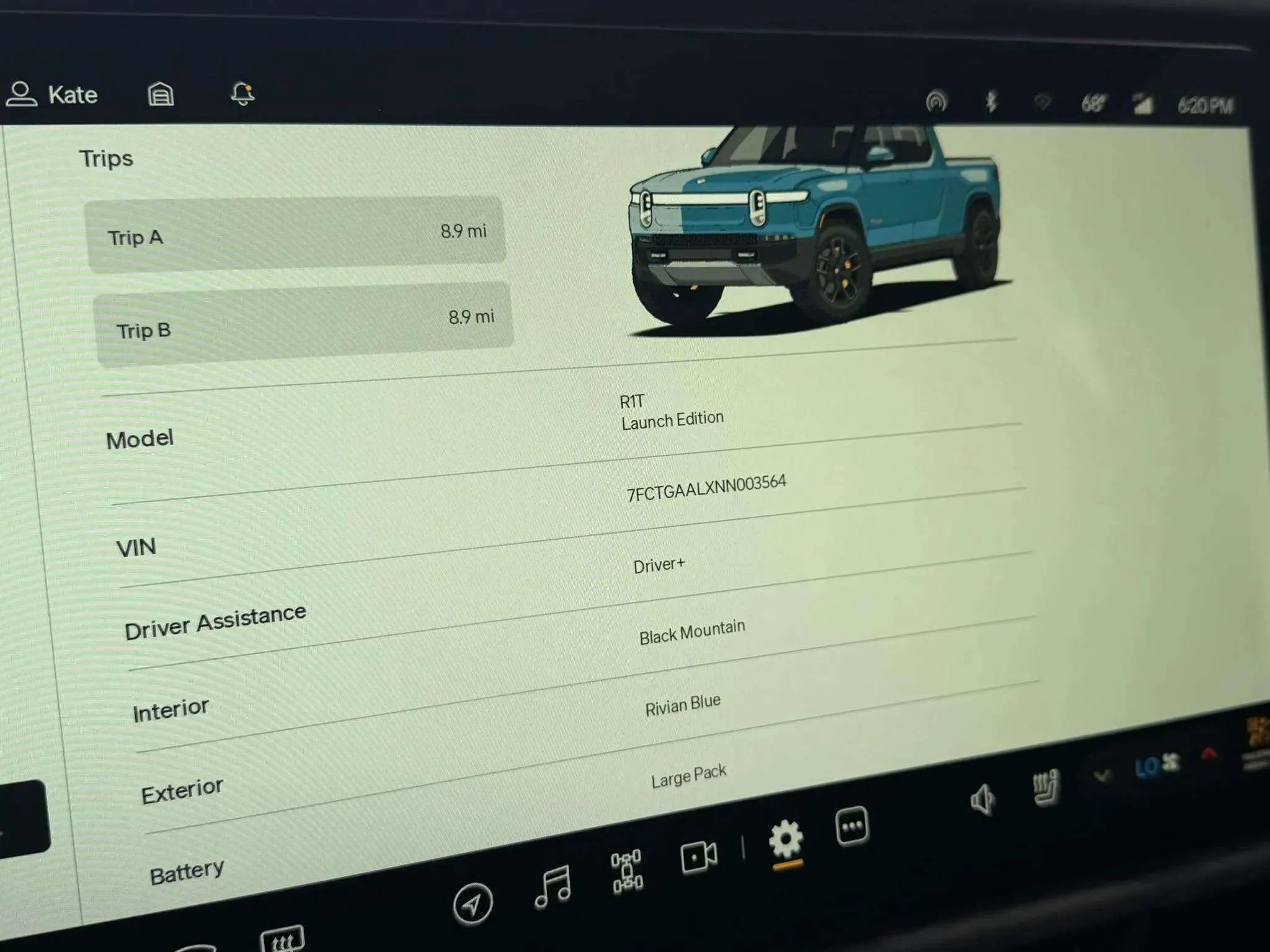 Used 2022 Rivian R1T Launch Edition image 26