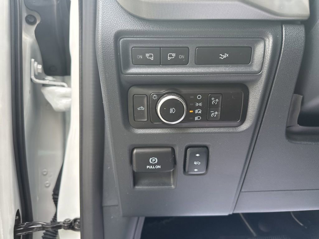 Used 2024 Ford F150 Lariat image 16