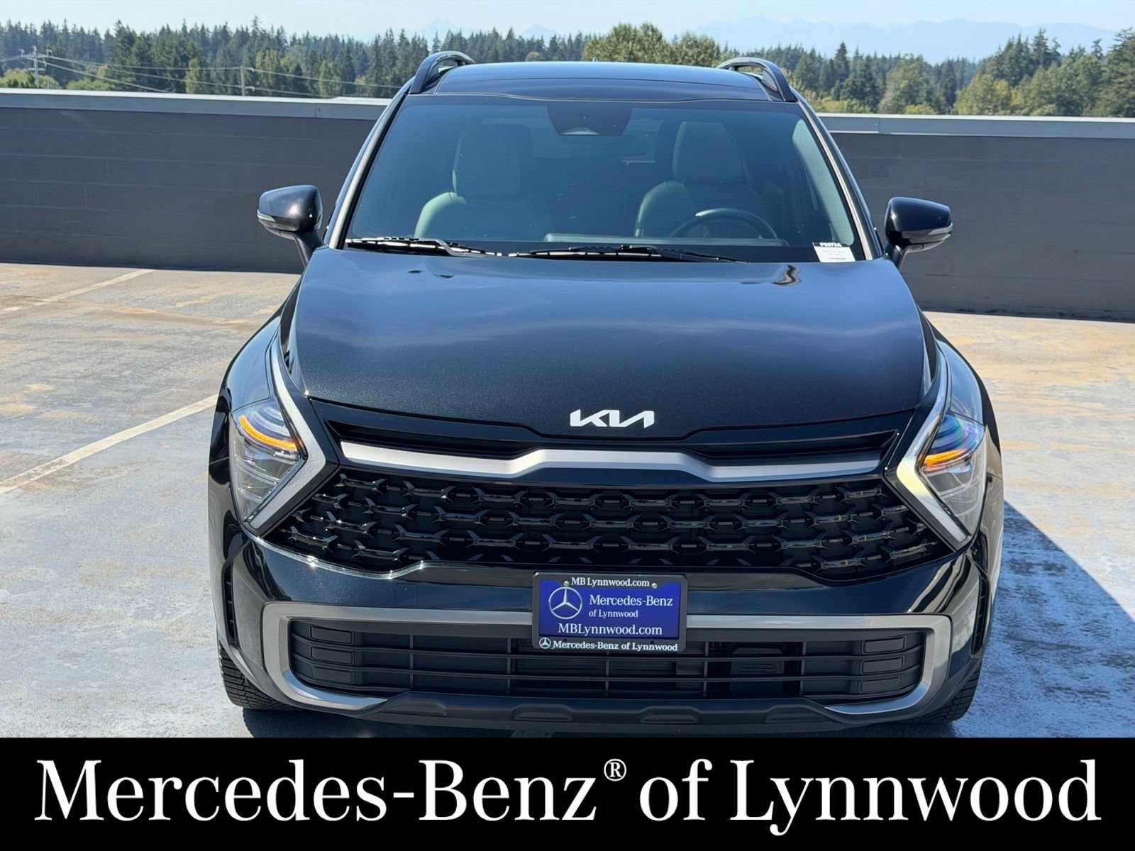 Used 2024 Kia Sportage X-Line AWD/4WD image 2