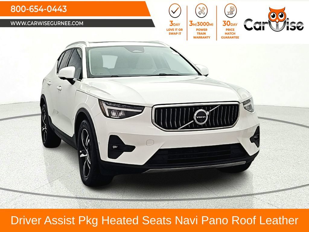 Used 2023 Volvo XC40 B5 Plus AWD/4WD image 1