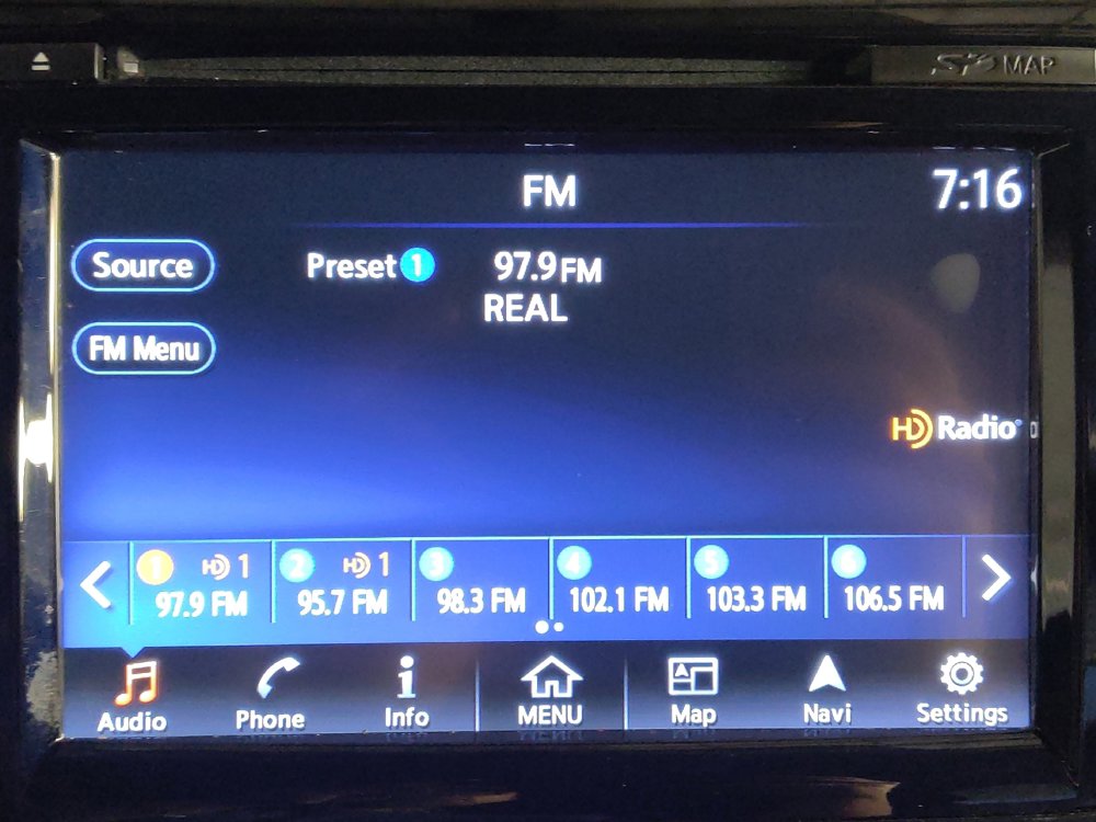 Used 2018 Nissan Murano SL w/ Moonroof Package FWD image 25