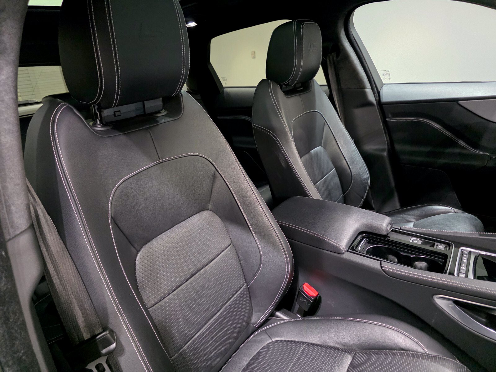 Certified 2020 Jaguar F-PACE S AWD/4WD image 24