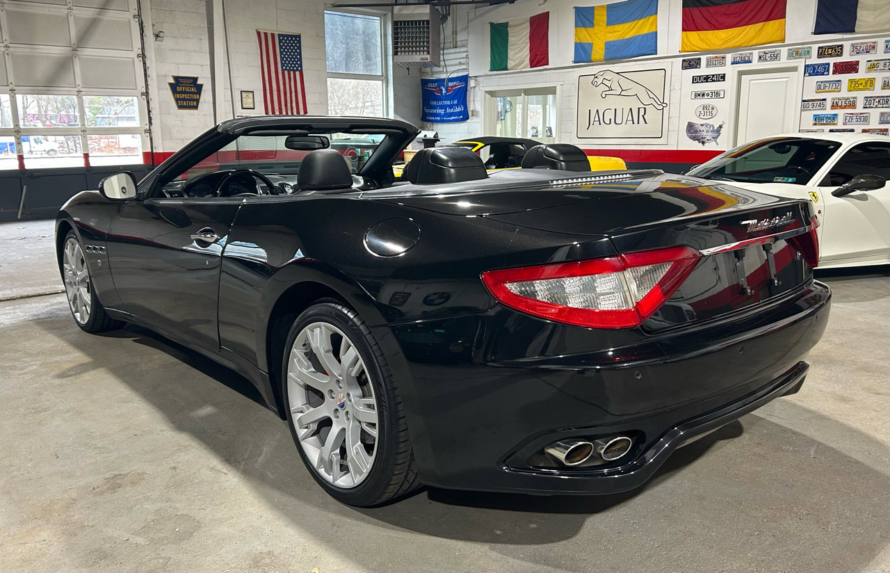 Used 2011 Maserati GranTurismo Convertible image 6