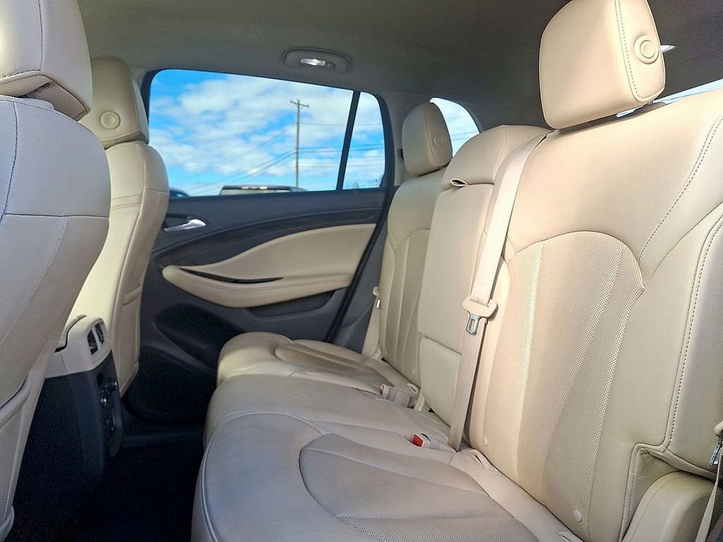 Used 2020 Buick Envision Essence image 10
