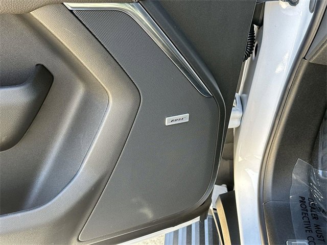 New 2026 GMC Yukon XL Denali w/ Denali Reserve Package image 21