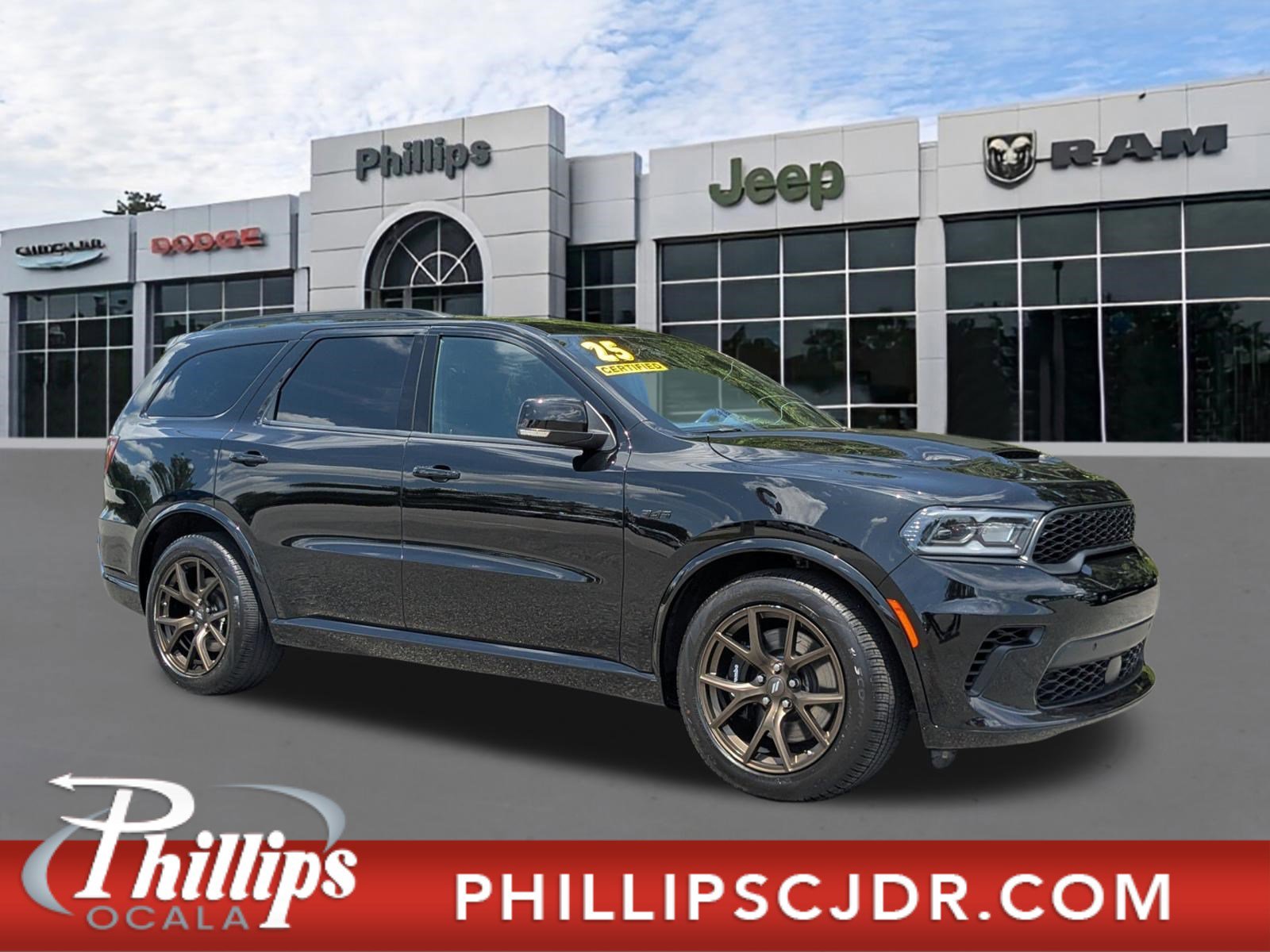 Used 2025 Dodge Durango R/T AWD/4WD image 1