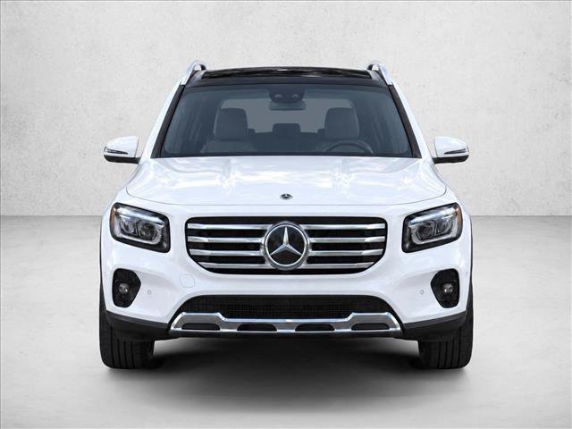 Used 2026 Mercedes-Benz GLB 250 image 2