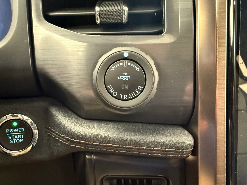 New 2025 Ford F150 Lightning Lariat AWD/4WD image 36