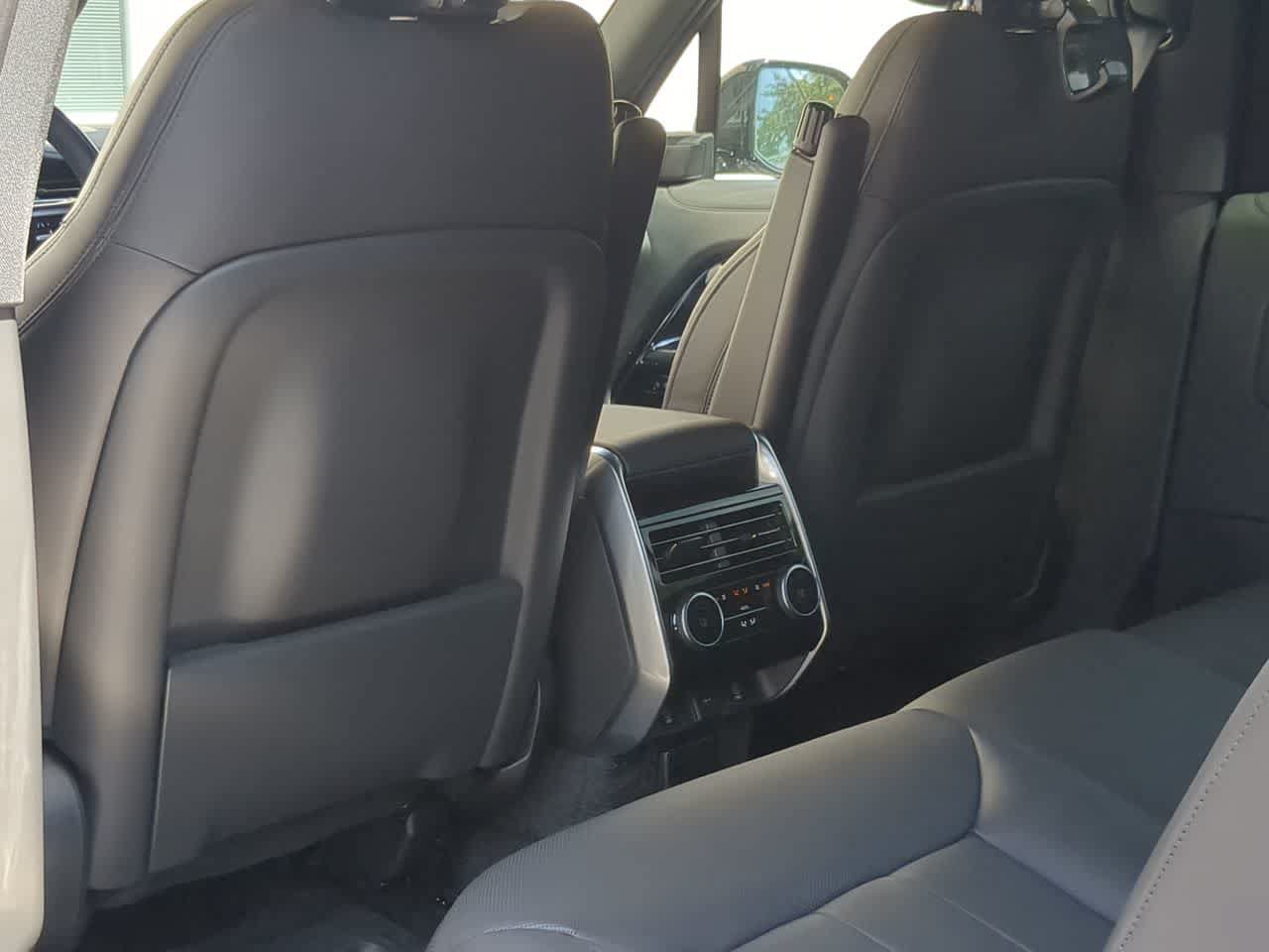 New 2026 Land Rover Range Rover Long Wheelbase SE AWD/4WD image 18
