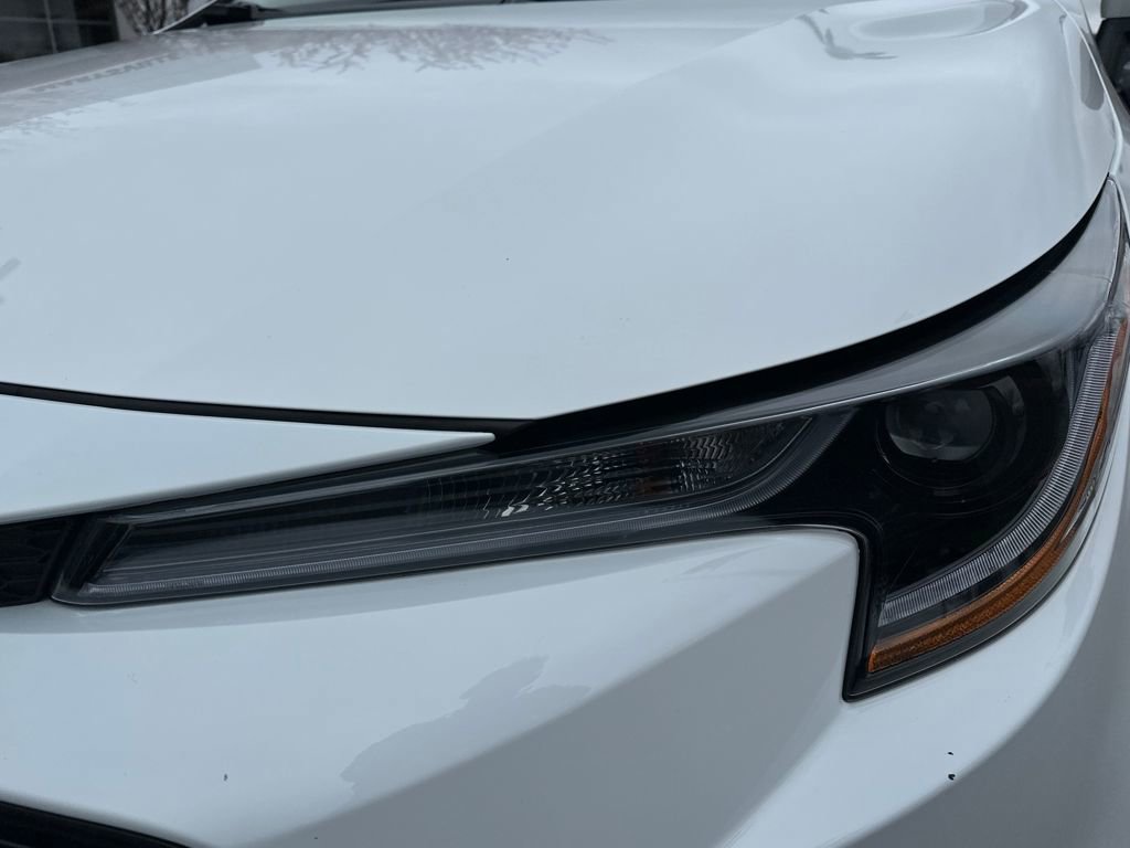 Certified 2025 Toyota Corolla LE image 9