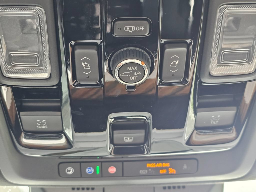 Certified 2025 Cadillac Escalade Sport Platinum AWD/4WD image 37
