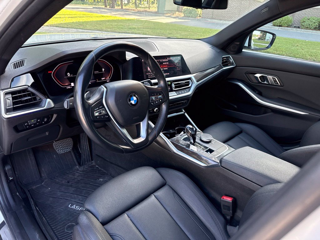 Used 2020 BMW 330i Sedan w/ Convenience Package RWD image 14