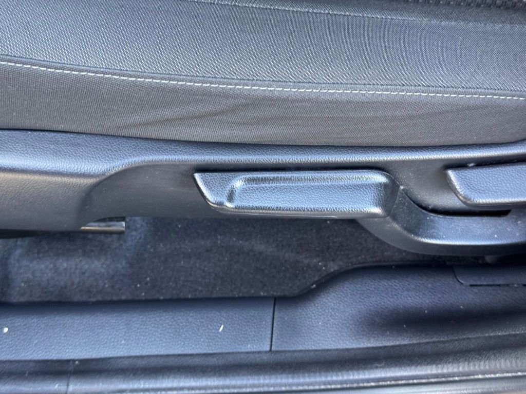 Used 2021 Honda HR-V EX image 12