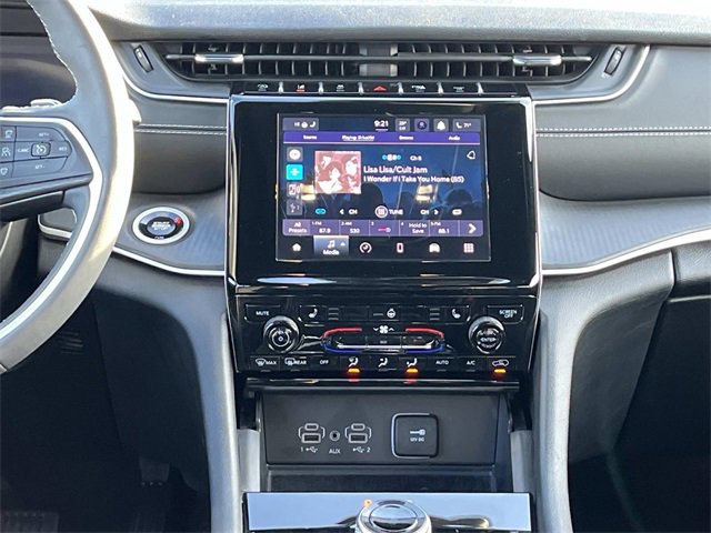 Used 2024 Jeep Grand Cherokee L Laredo w/ Luxury Tech Group I image 15