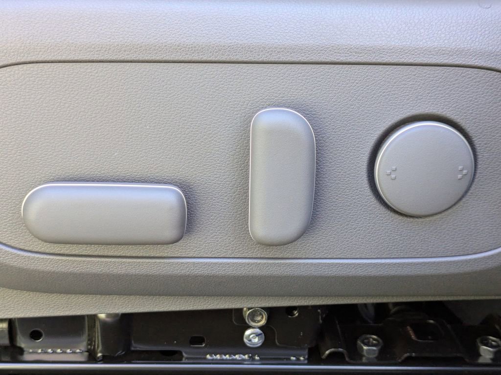 New 2026 Hyundai Kona Limited FWD image 21