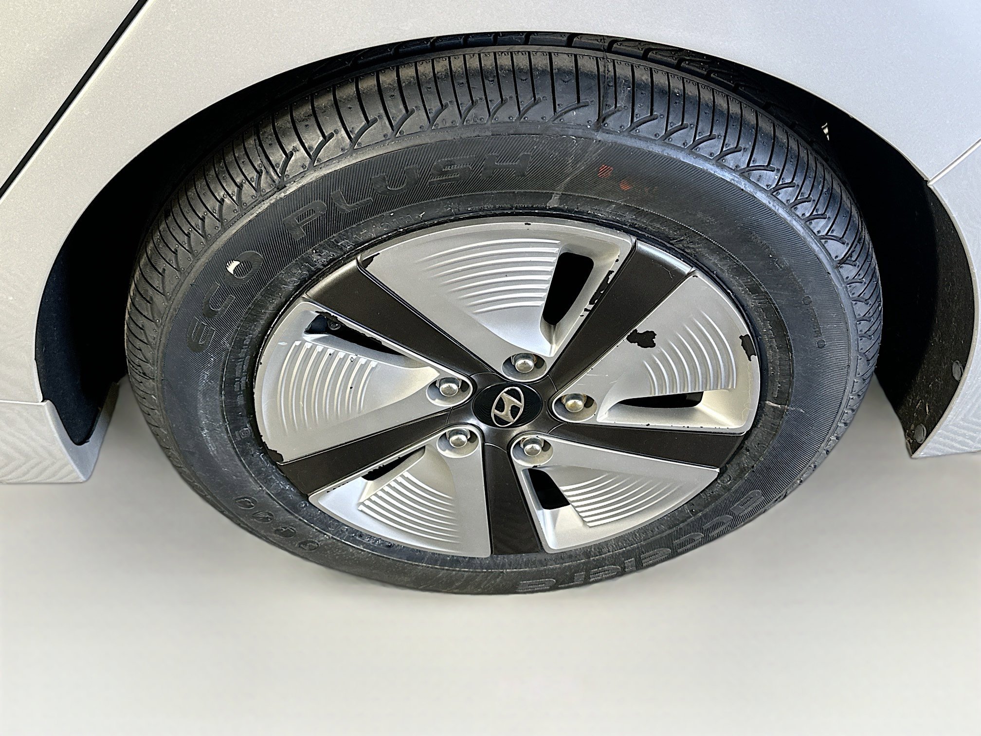 Used 2019 Hyundai Ioniq Blue image 11